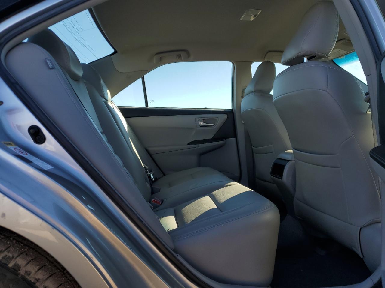 2016 Toyota Camry VIN 4T4BF1FK7GR575108 Copart auction photo, front end / minor dent/scratches damage thumbnail 11