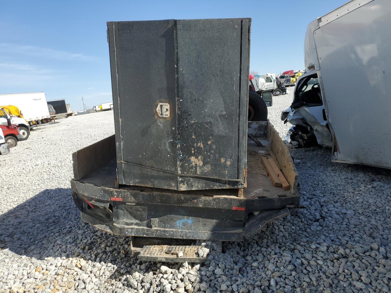 2012 Ford F350 VIN 1FDRF3HT2CEB97083 Copart auction photo, undercarriage / rear end damage thumbnail 10
