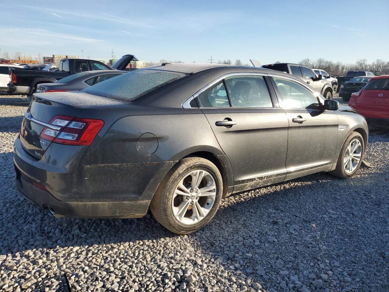 2016 Ford Taurus VIN 1FAHP2E80GG125838 Copart auction photo, front end damage thumbnail 3