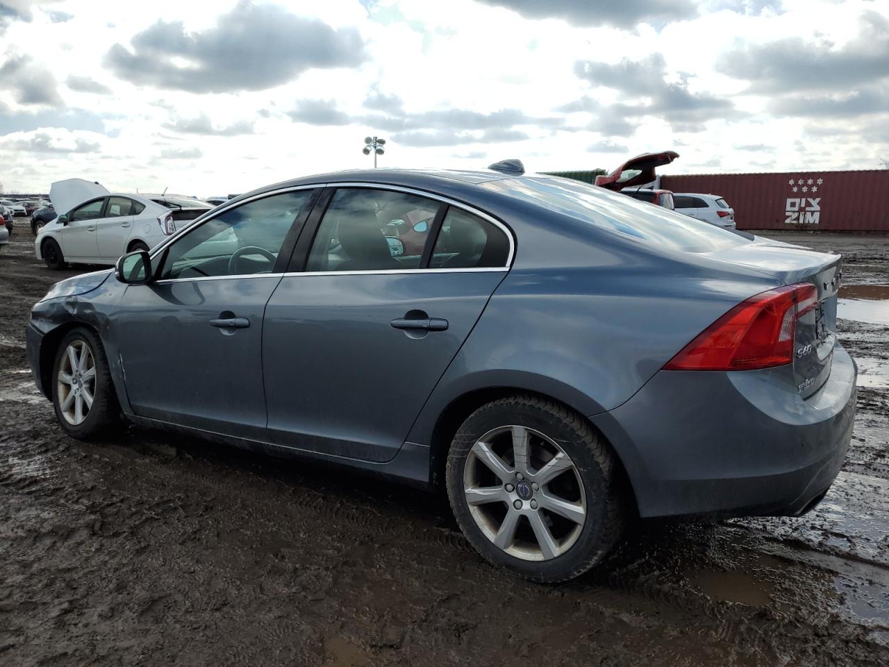 2016 Volvo S60 VIN YV126MFK7G2410021 Copart auction photo, front end / undercarriage damage thumbnail 2