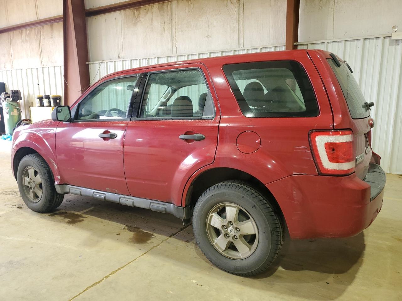 2011 Ford Escape VIN 1FMCU0C73BKA43843 Copart auction photo, side / rear end damage thumbnail 2