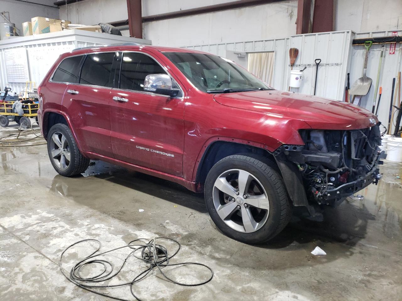 2015 Jeep Grand Cherokee VIN 1C4RJFCT5FC190320 Copart auction photo, front end / minor dent/scratches damage thumbnail 4