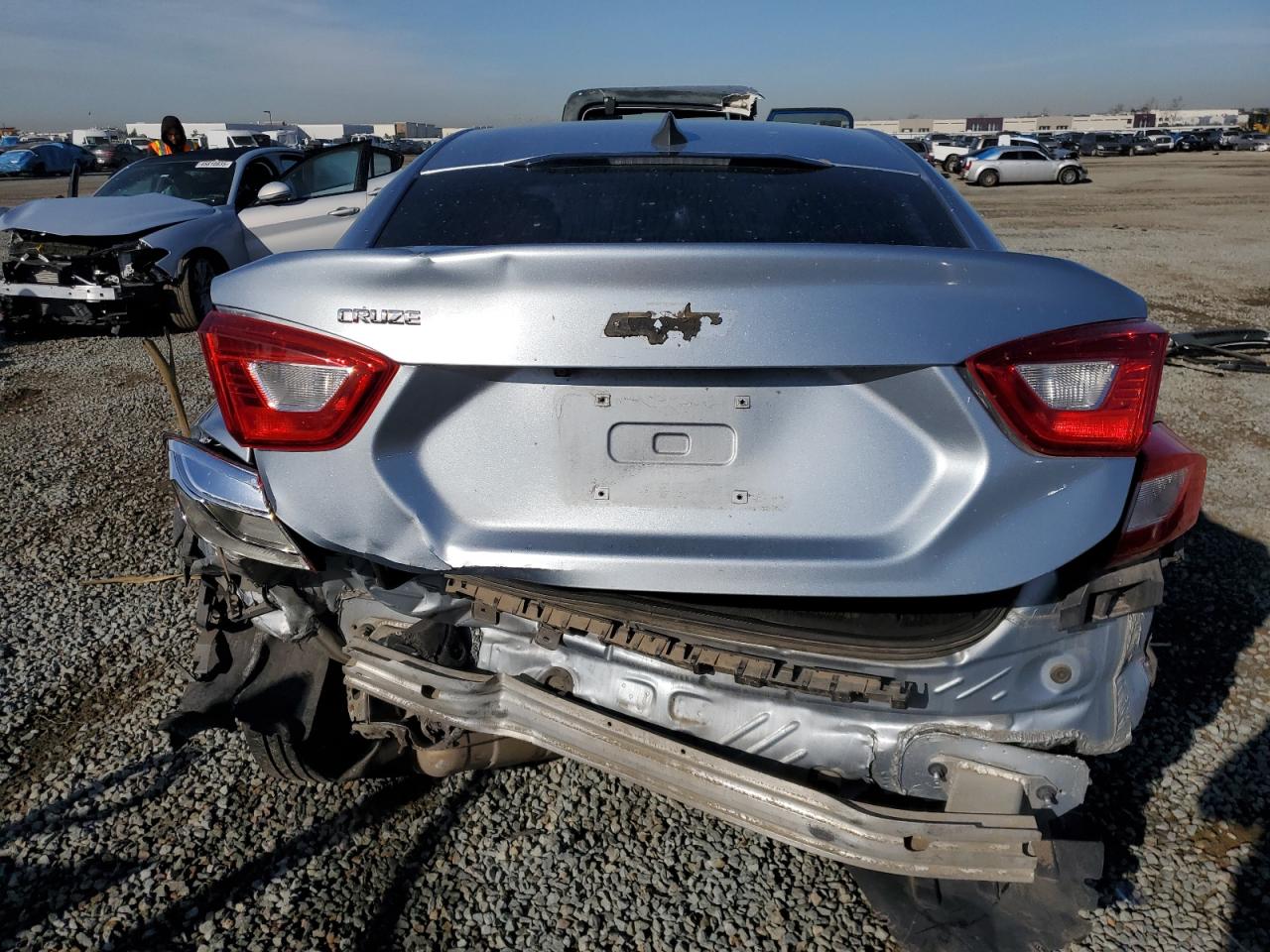 2018 Chevrolet Cruze VIN 1G1BC5SM3J7143457 Copart auction photo, all over damage thumbnail 6
