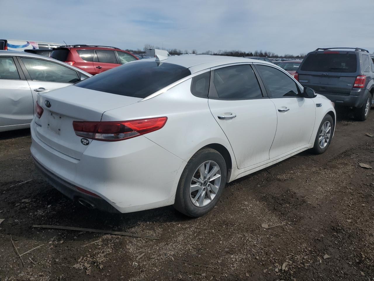 2016 KIA Optima VIN KNAGT4L38G5071332 Copart auction photo, front end / minor dent/scratches damage thumbnail 3