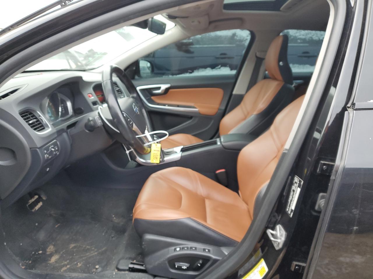 2016 Volvo S60 VIN LYV612TM4GB086038 Copart auction photo, front end / minor dent/scratches damage thumbnail 7