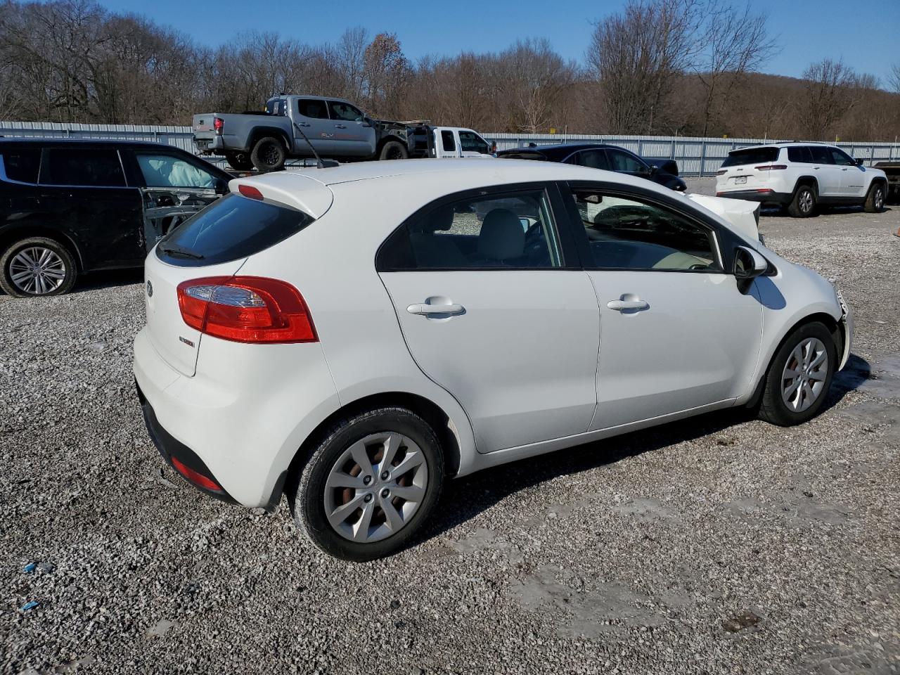 2013 KIA Rio VIN KNADN5A38D6214890 Copart auction photo, front end / mechanical damage thumbnail 3