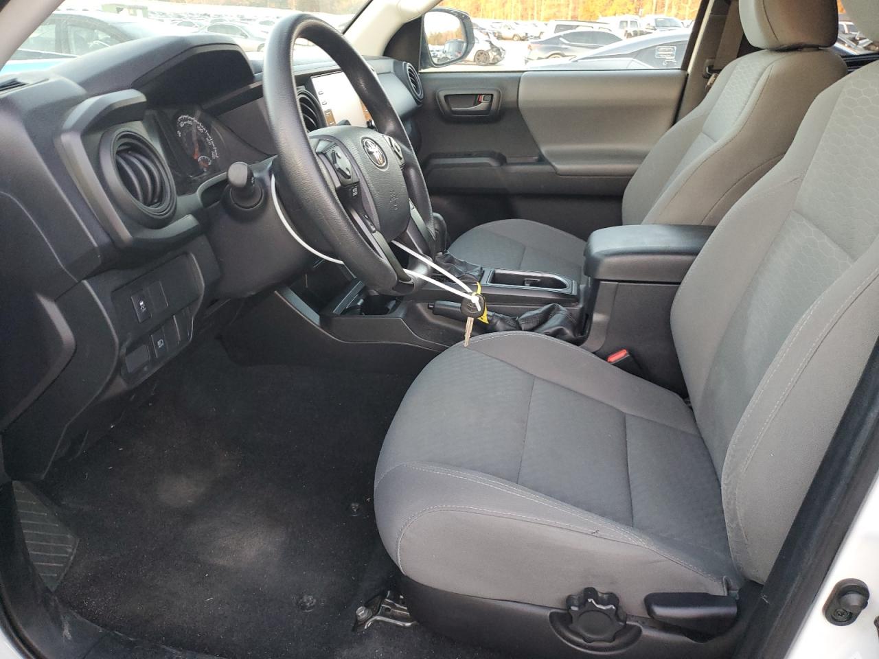 2021 Toyota Tacoma VIN 3TYRX5GN0MT015610 Copart auction photo, side / rear end damage thumbnail 7