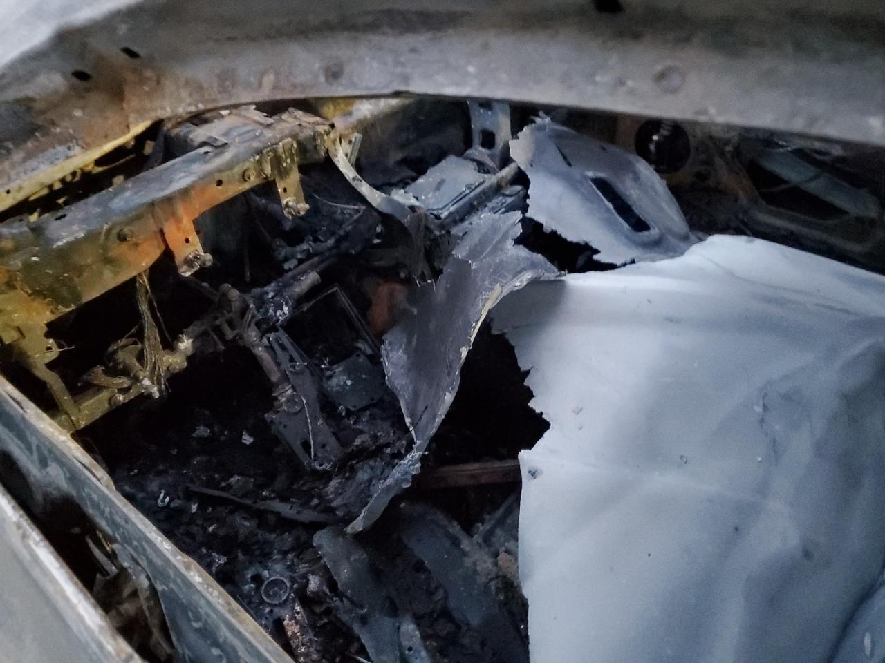 2021 Ford Mustang VIN 1FA6P8CF8M5126786 Copart auction photo, burn damage thumbnail 9