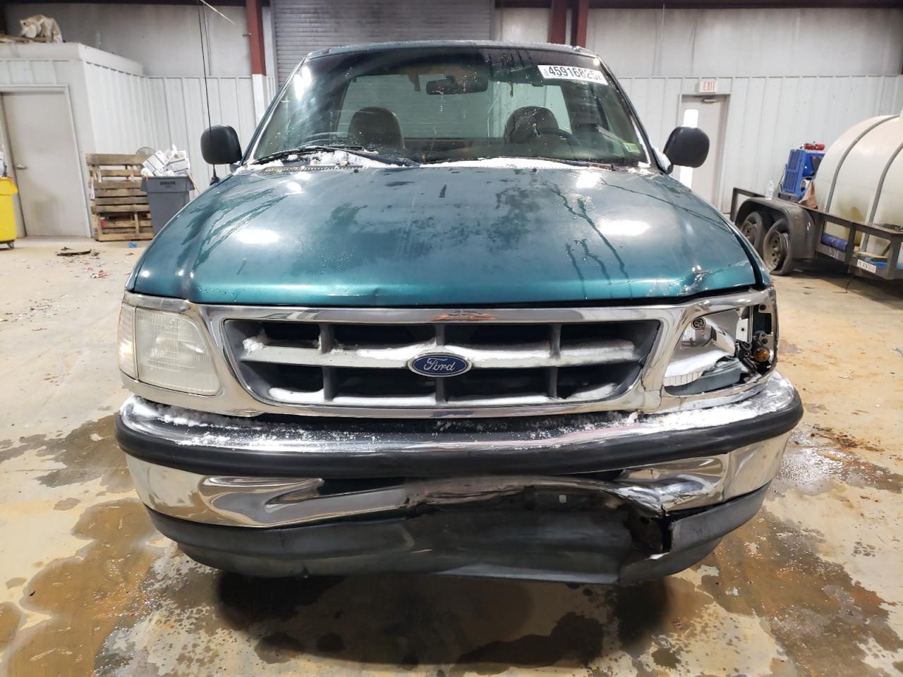 1998 Ford F-150 VIN 1FTZF1724WNB28174 Copart auction photo, all over damage thumbnail 5