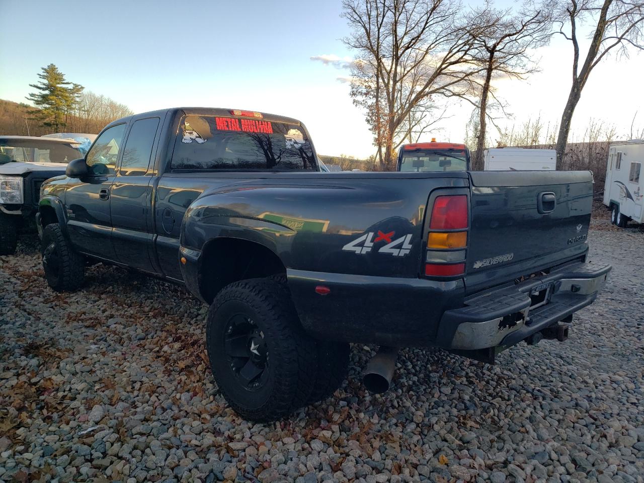 2005 Chevrolet Silverado VIN 1GCJK39205E151340 Copart auction photo, mechanical damage thumbnail 2