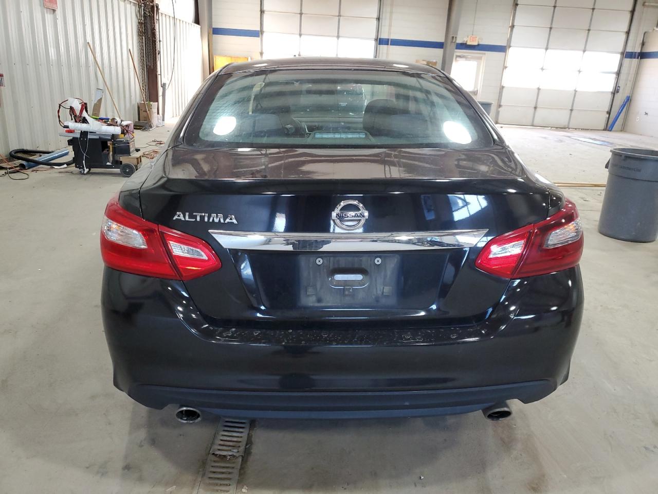 2017 Nissan Altima VIN 1N4AL3AP7HN341201 Copart auction photo, front end damage thumbnail 6