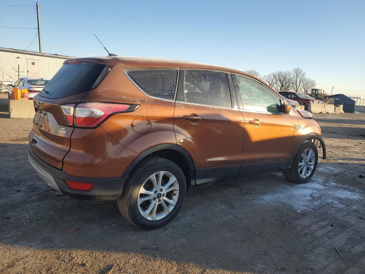2017 Ford Escape VIN 1FMCU0GD8HUE55625 Copart auction photo, front end / minor dent/scratches damage thumbnail 3