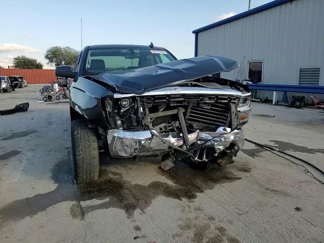 2018 Chevrolet Silverado VIN 3GCUKREC7JG570982 Copart auction photo, front end / side damage thumbnail 13