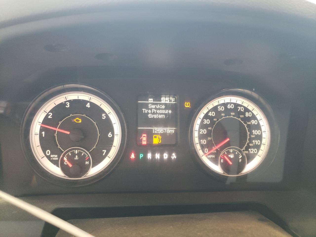 2017 RAM 2500 VIN 3C6MR5AJ5HG764436 Copart auction photo, hail damage thumbnail 9