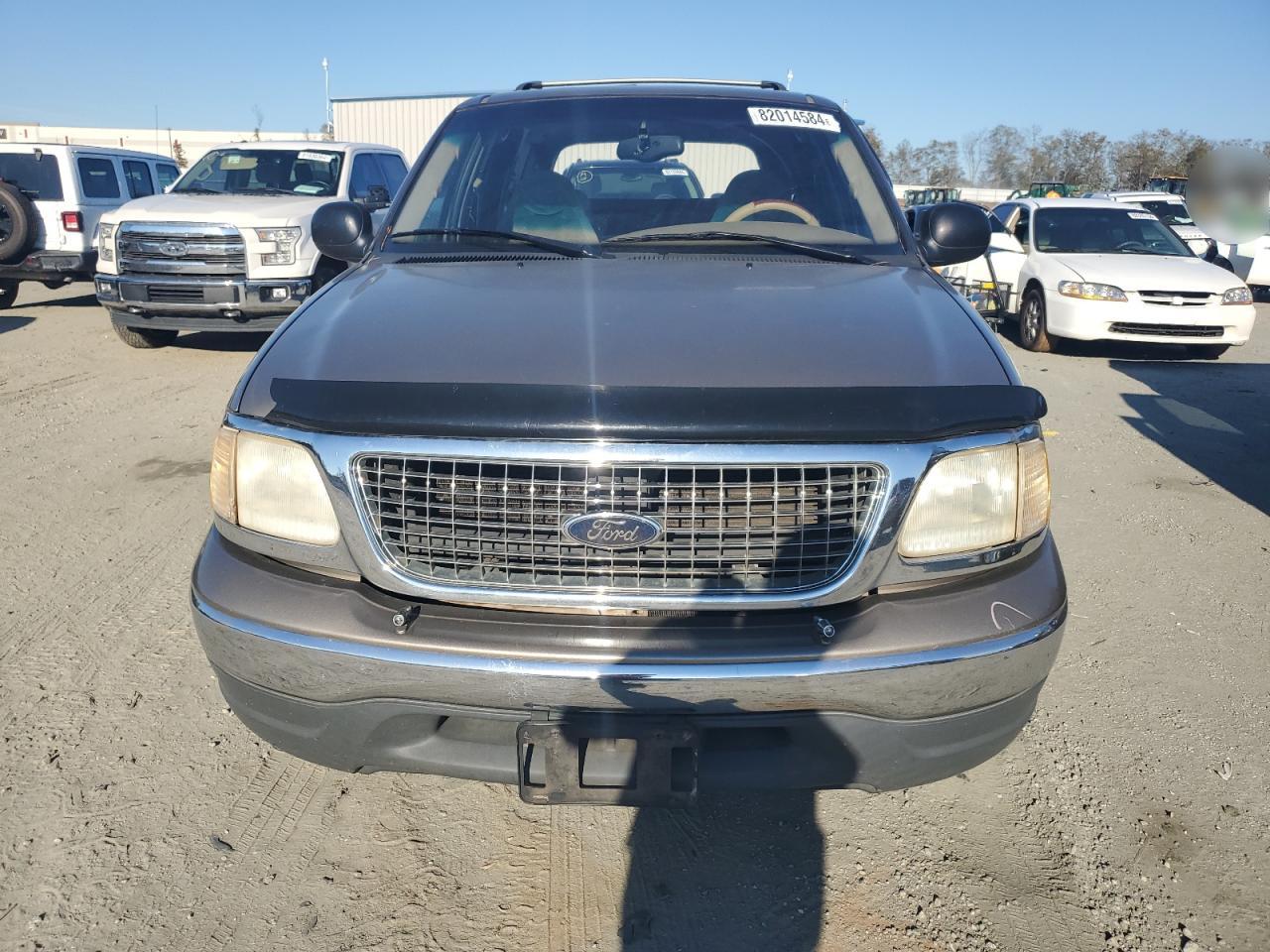 2001 Ford Expedition VIN 1FMRU15W21LA47668 Copart auction photo, side damage thumbnail 5