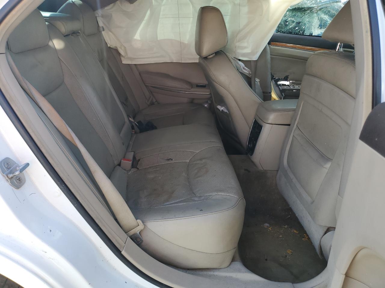 2014 Chrysler 300 VIN 2C3CCAEG5EH375311 Copart auction photo, side / front end damage thumbnail 10