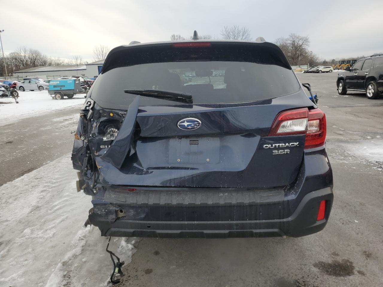 2018 Subaru Outback VIN 4S4BSETCXJ3336806 Copart auction photo, rear end damage thumbnail 6
