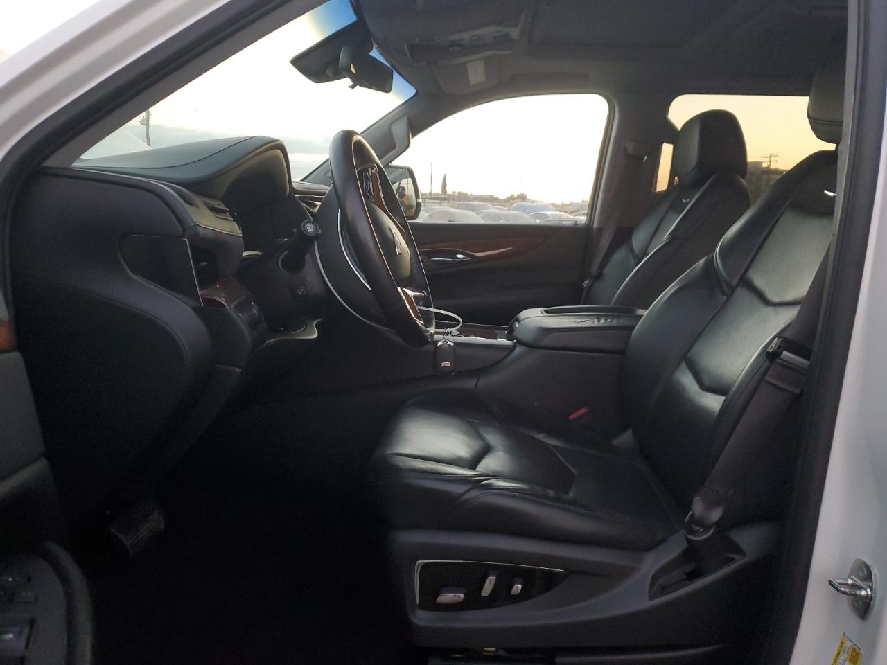 2017 Cadillac Escalade VIN 1GYS3BKJ7HR158998 Copart auction photo, rear end damage thumbnail 7