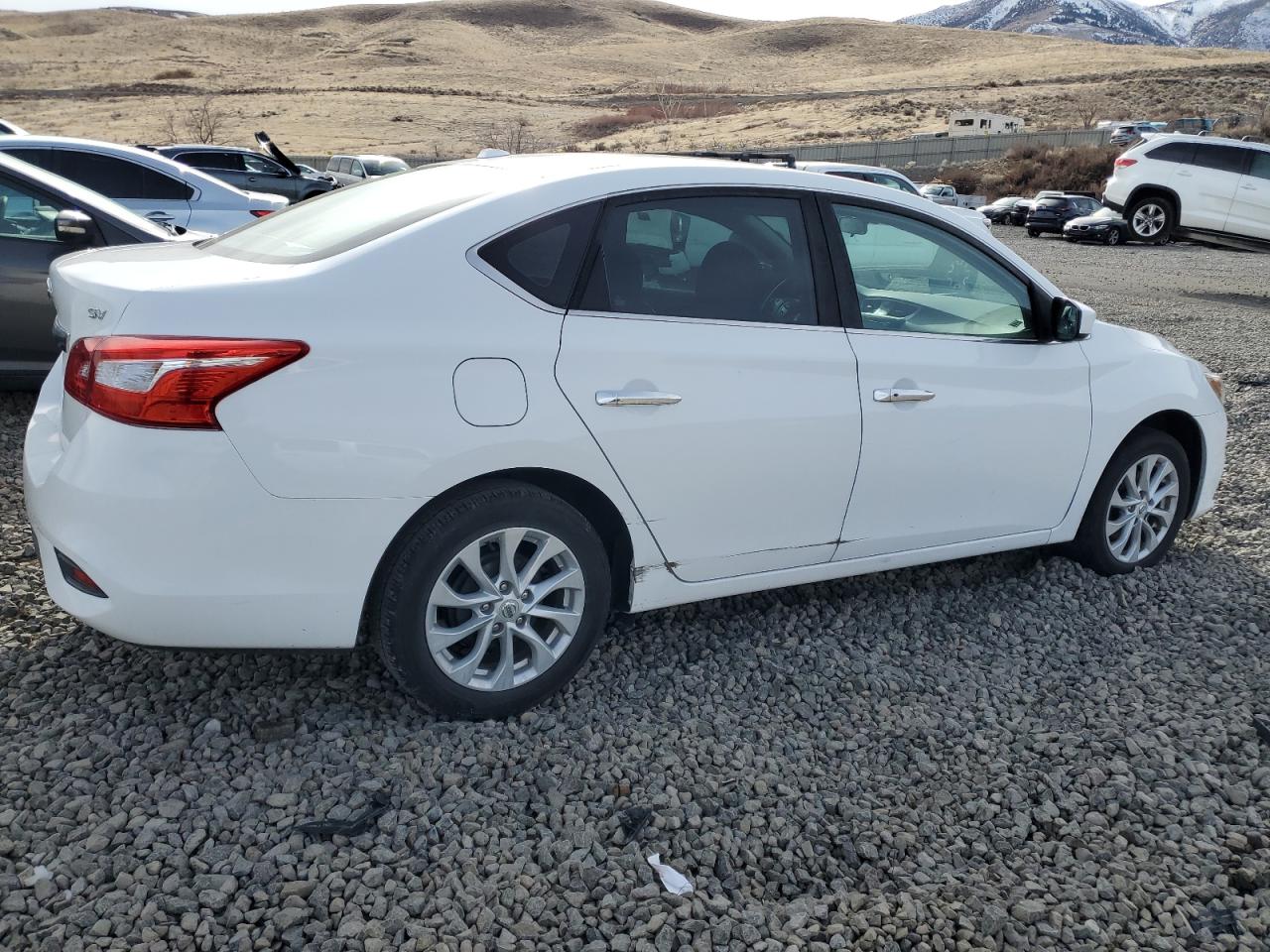 2018 Nissan Sentra VIN 3N1AB7AP0JY221207 Copart auction photo, mechanical / minor dent/scratches damage thumbnail 3