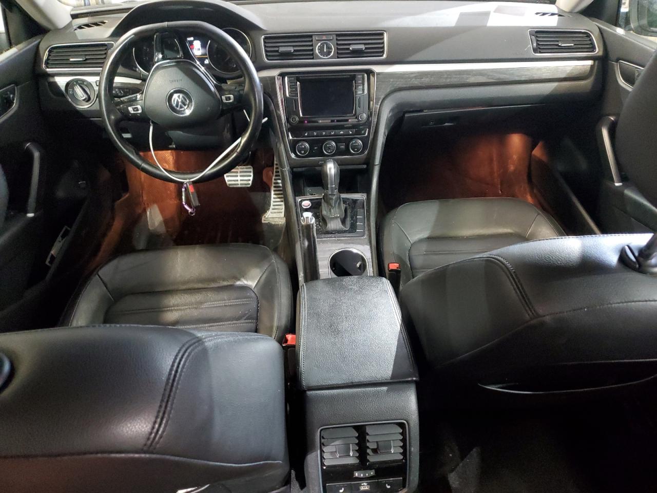 2016 Volkswagen Passat VIN 1VWCM7A34GC026142 Copart auction photo, burn - engine / front end damage thumbnail 8