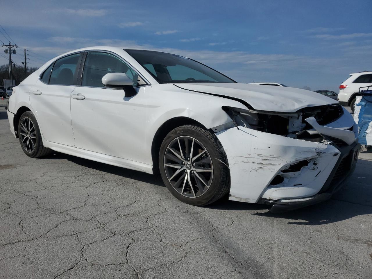 2021 Toyota Camry VIN 4T1G11AK1MU522311 Copart auction photo, front end / rear end damage thumbnail 4