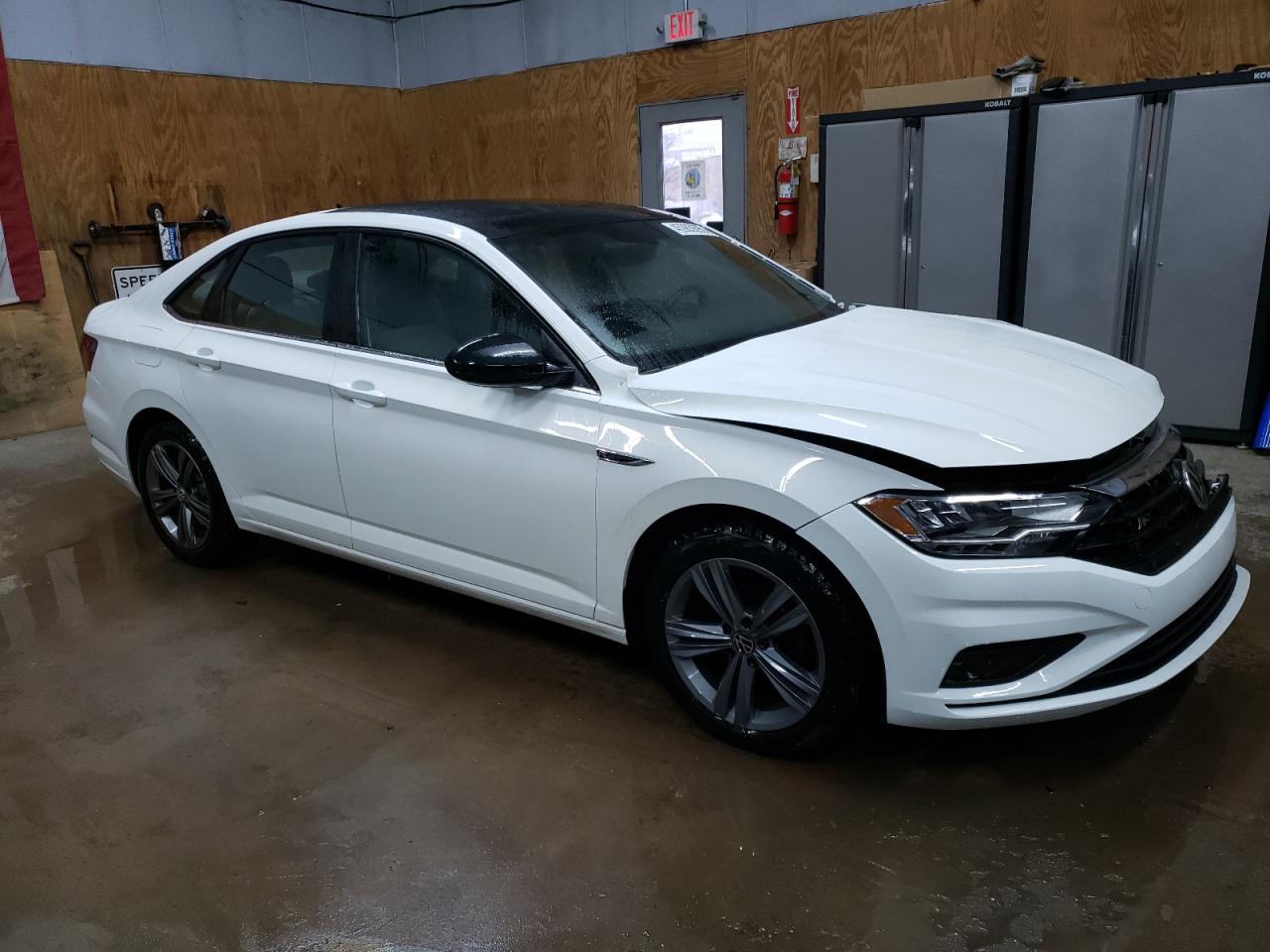 2021 Volkswagen Jetta VIN 3VWC57BU9MM043372 Copart auction photo, front end / minor dent/scratches damage thumbnail 4