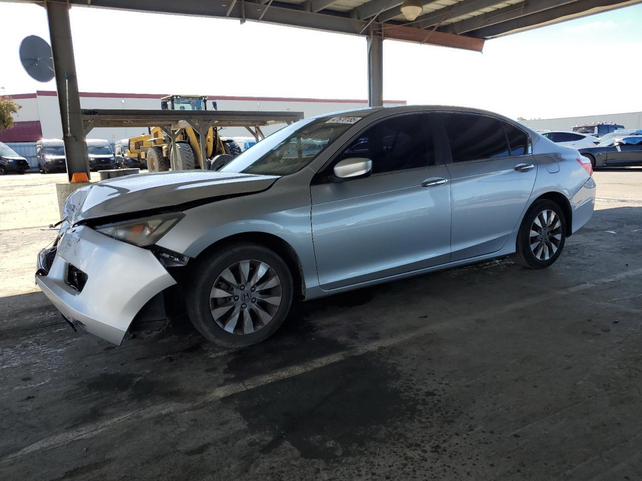 2013 Honda Accord VIN 1HGCR2F34DA142840