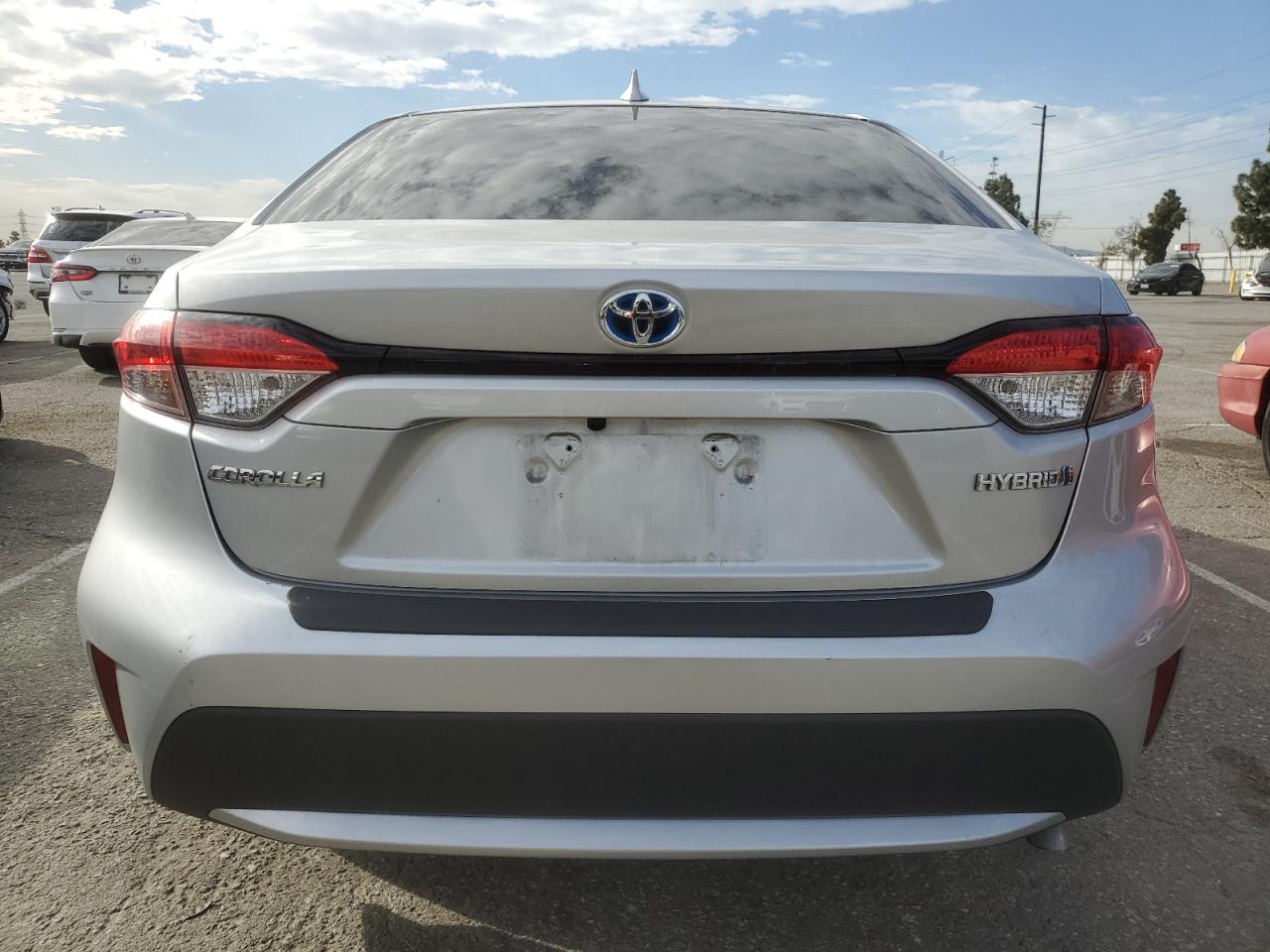 2022 Toyota Corolla VIN JTDEAMDE0N3009397 Copart auction photo, front end / side damage thumbnail 6