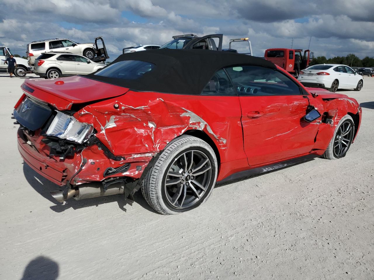 2017 Ford Mustang VIN 1FATP8UH5H5324282 Copart auction photo, all over damage thumbnail 3