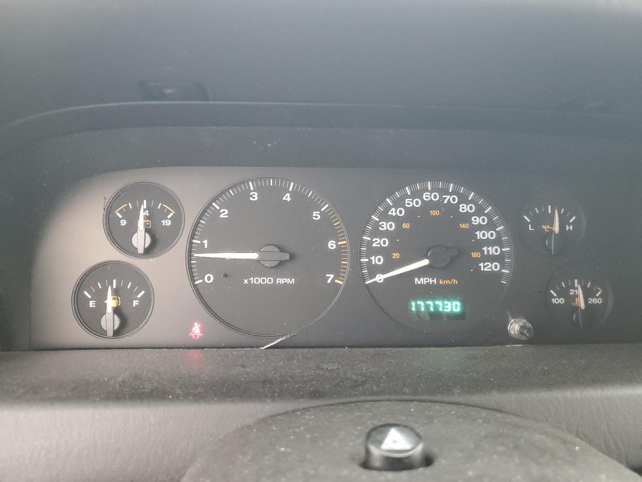 2004 Jeep Grand Cherokee VIN 1J4GW48S74C317587 Copart auction photo, front end damage thumbnail 9