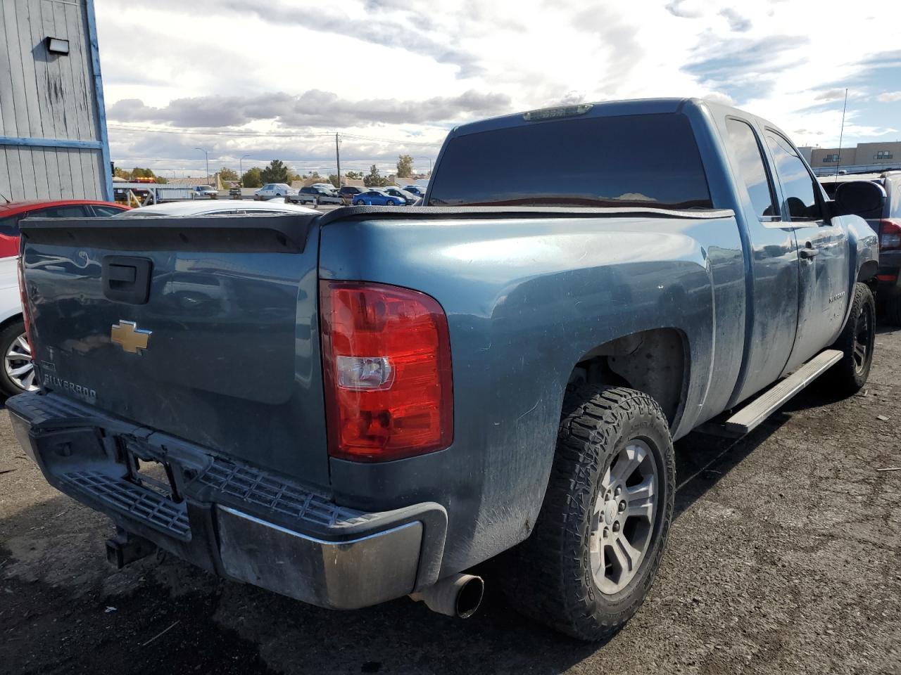 2010 Chevrolet Silverado VIN 1GCSCREA0AZ176047 Copart auction photo, front end damage thumbnail 3