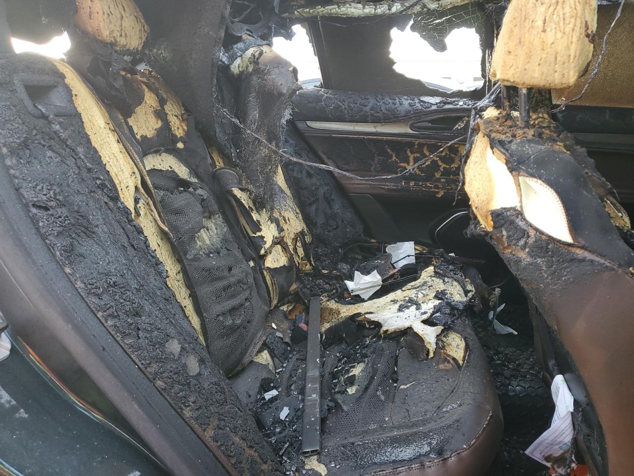 2019 Alfa Romeo Stelvio VIN ZASPAKBN0K7C44393 Copart auction photo, burn - interior damage thumbnail 10