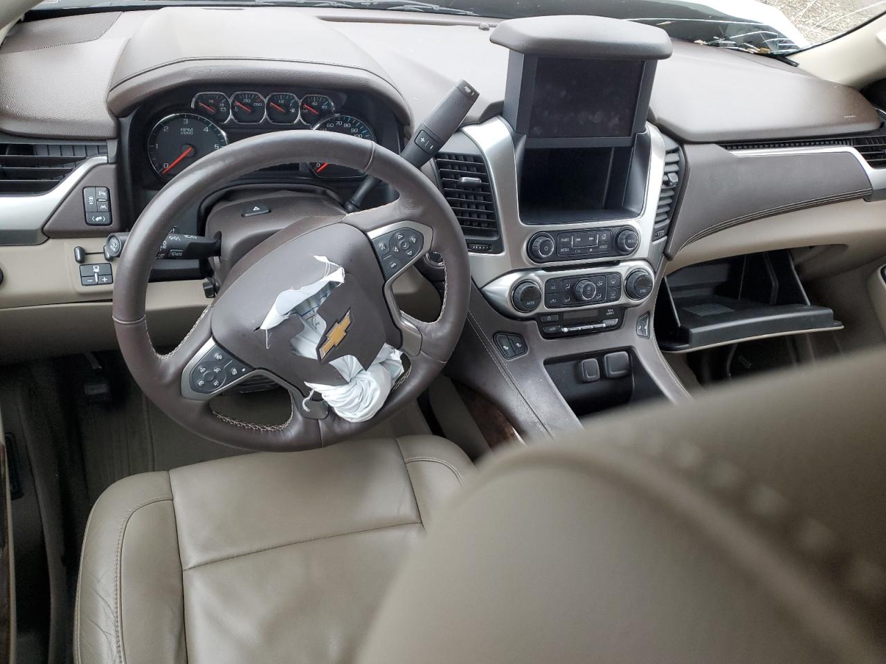 2016 Chevrolet Tahoe VIN 1GNSCBKC0GR290420 Copart auction photo, all over damage thumbnail 8