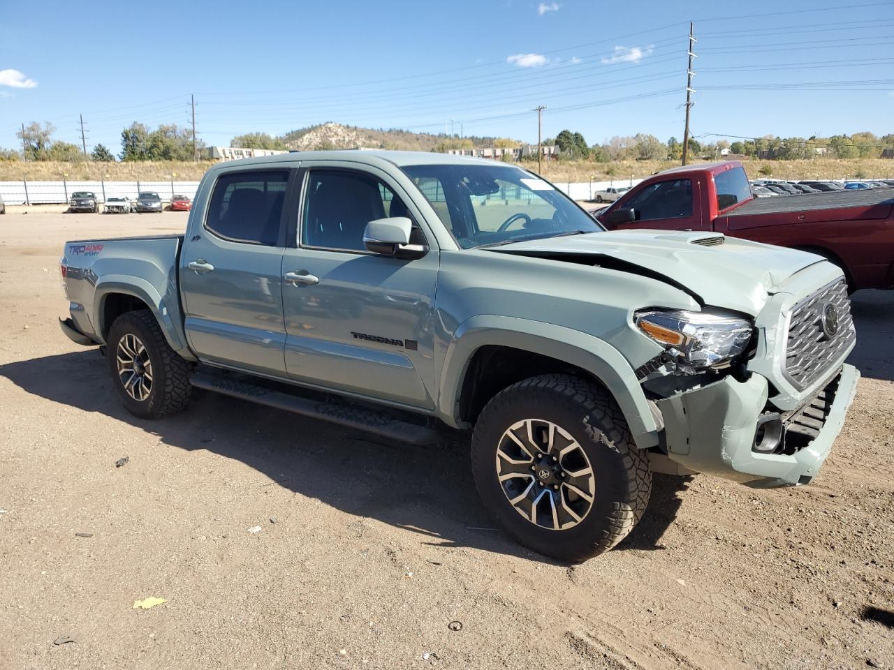 2022 Toyota Tacoma VIN 3TMCZ5AN5NM509015 Copart auction photo, front end / rear end damage thumbnail 4