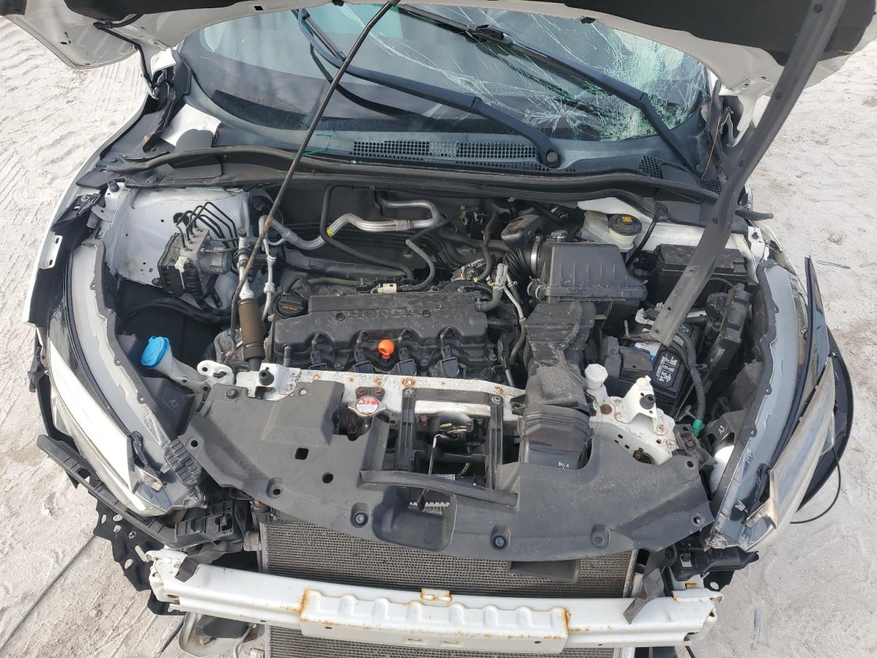 2019 Honda HR-V VIN 3CZRU5H50KM710499 Copart auction photo, front end / side damage thumbnail 12