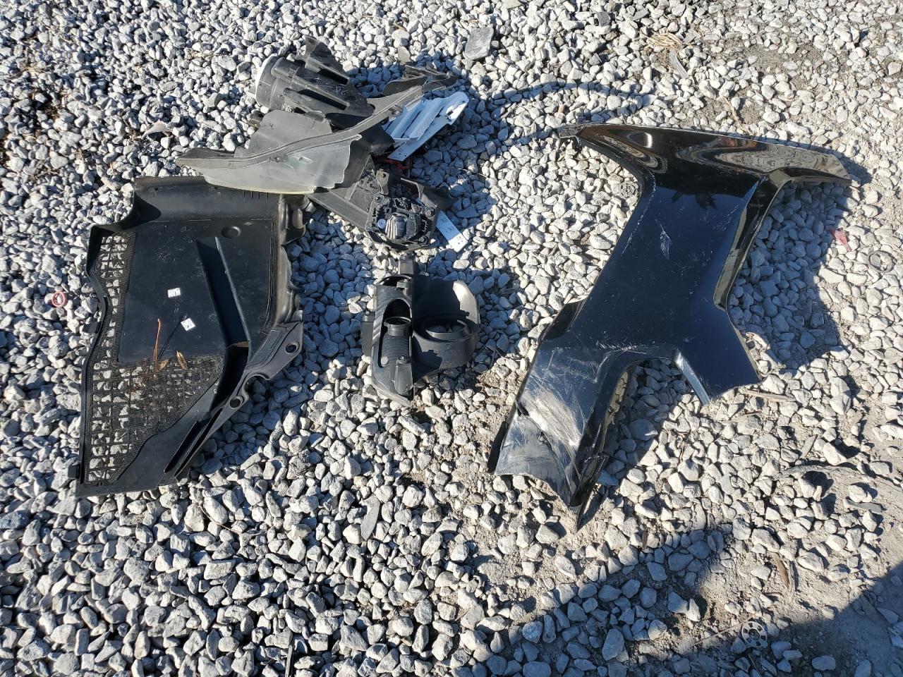 2015 Ford Mustang VIN 1FA6P8AM8F5305267 Copart auction photo, front end / side damage thumbnail 12