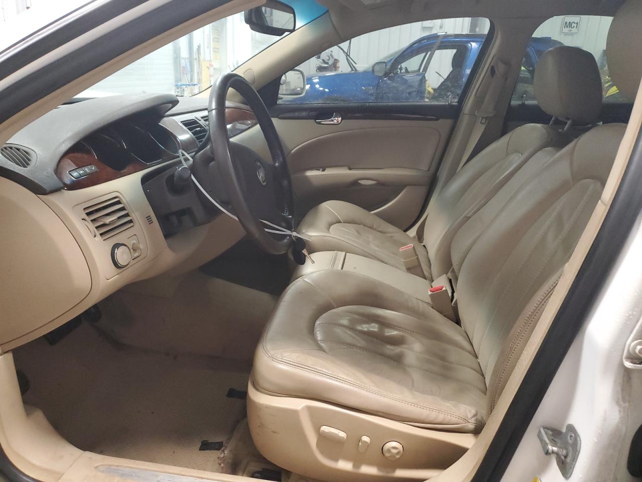 2011 Buick Lucerne VIN 1G4HC5EM0BU108421 Copart auction photo, front end / minor dent/scratches damage thumbnail 7
