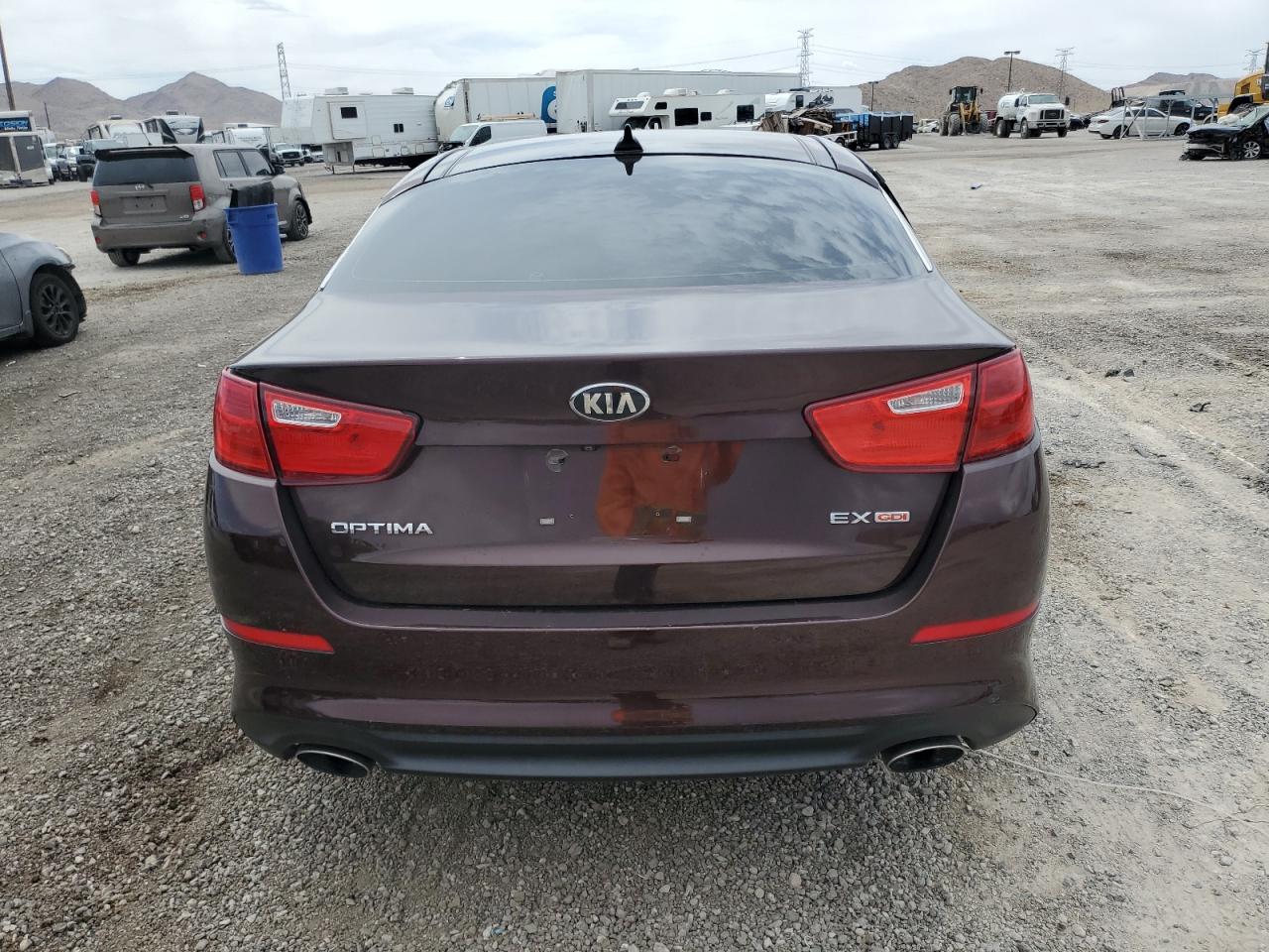 2015 KIA Optima VIN 5XXGN4A75FG439205 Copart auction photo, side / front end damage thumbnail 6