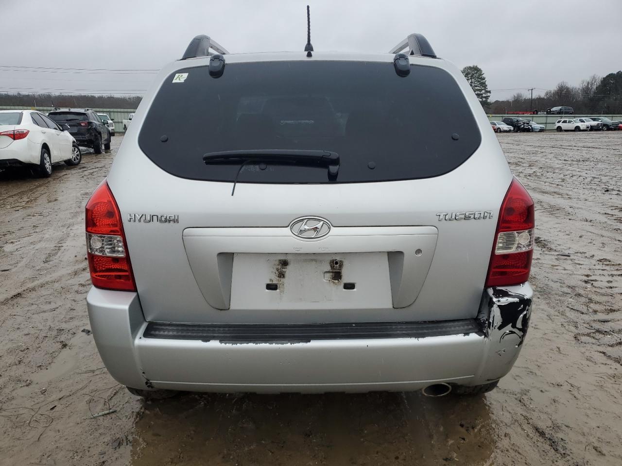 2007 Hyundai Tucson VIN KM8JM12B57U513160 Copart auction photo, rear end / minor dent/scratches damage thumbnail 6