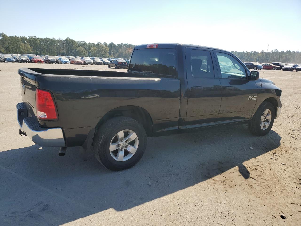 2015 RAM 1500 VIN 1C6RR6FG0FS677106 Copart auction photo, side / front end damage thumbnail 3
