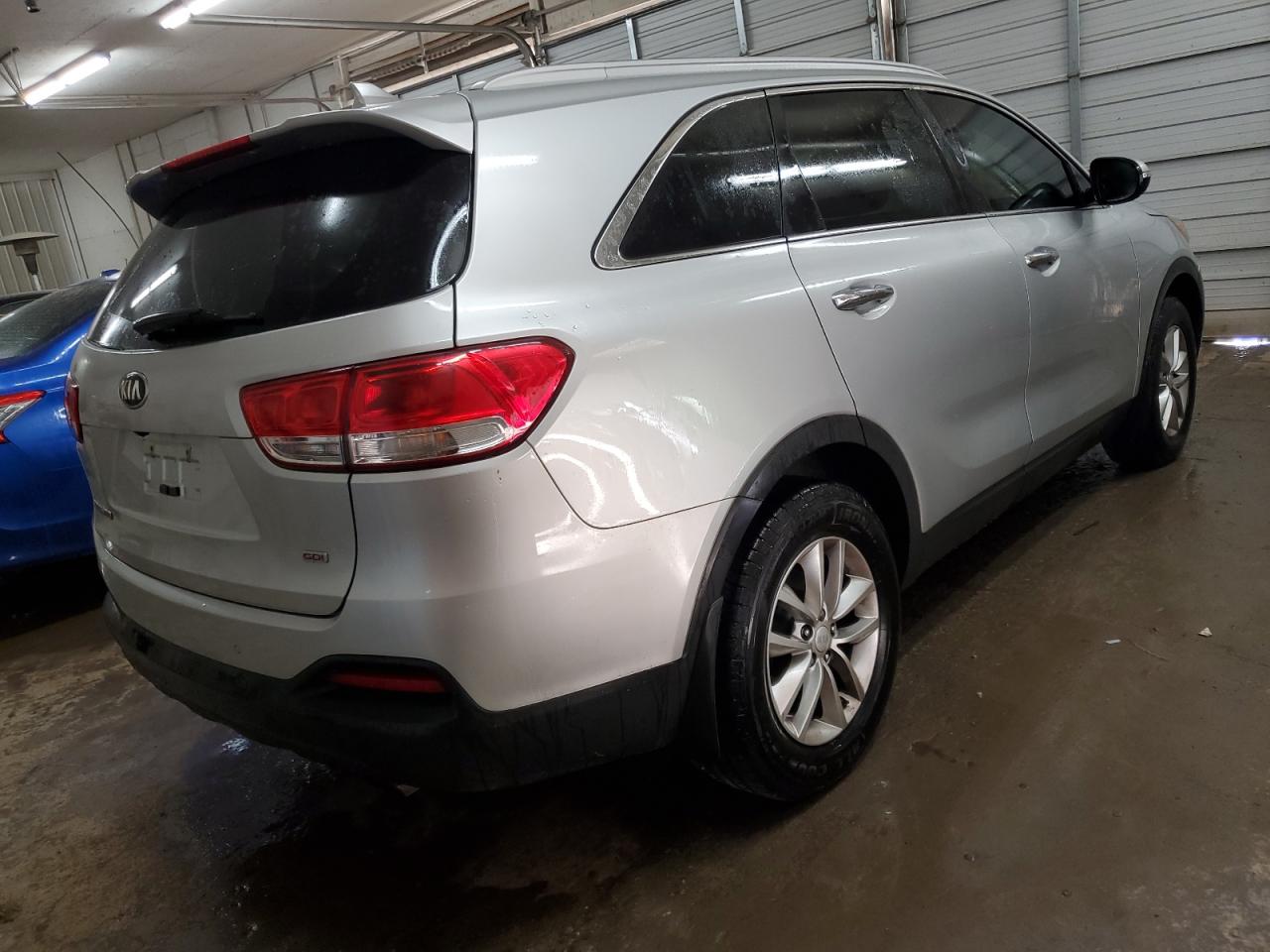 2016 KIA Sorento VIN 5XYPG4A37GG078127 Copart auction photo, top/roof damage thumbnail 3