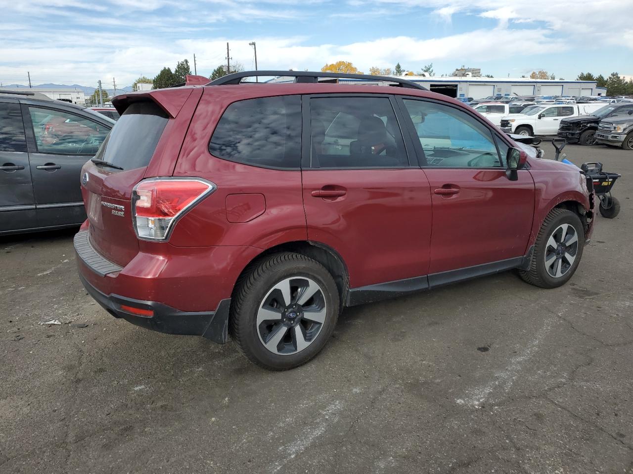 2017 Subaru Forester VIN JF2SJAEC3HH467149 Copart auction photo, front end damage thumbnail 3