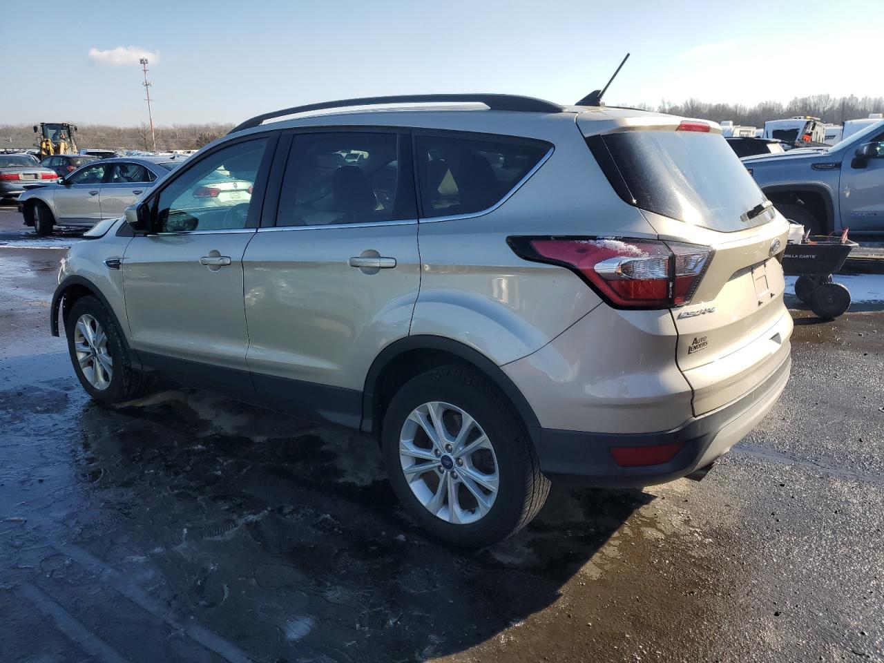 2018 Ford Escape VIN 1FMCU9HD9JUA26664 Copart auction photo, front end damage thumbnail 2
