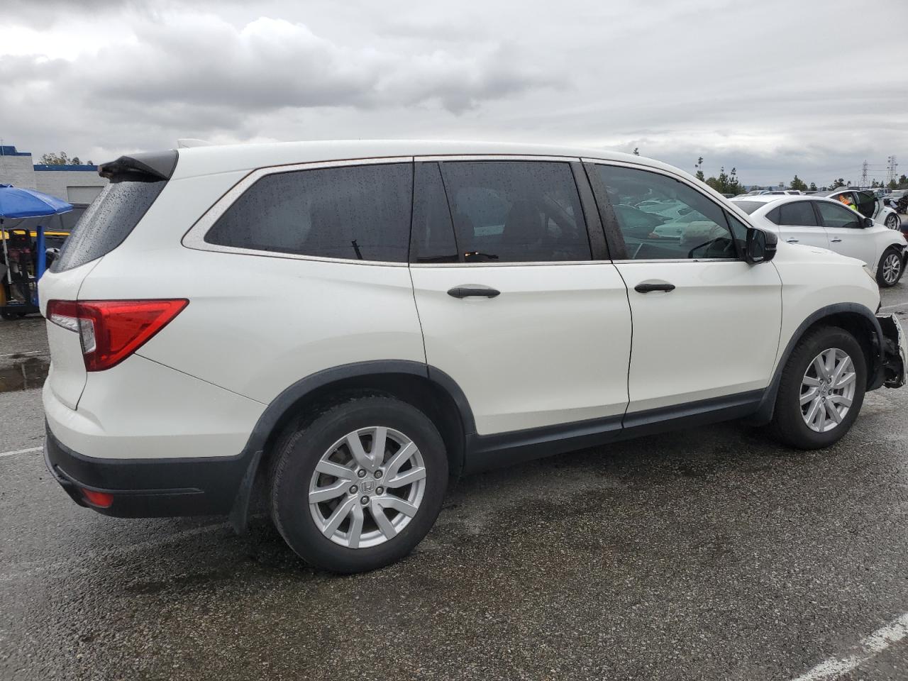 2019 Honda Pilot VIN 5FNYF5H12KB015096 Copart auction photo, front end damage thumbnail 3