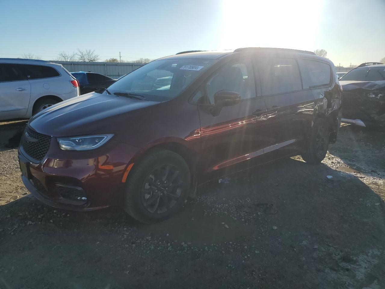 2021 Chrysler Pacifica VIN 2C4RC3BG6MR599881