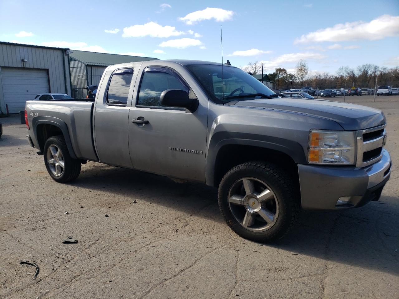 2009 Chevrolet Silverado VIN 2GCEK290891116241 Copart auction photo, front end damage thumbnail 4