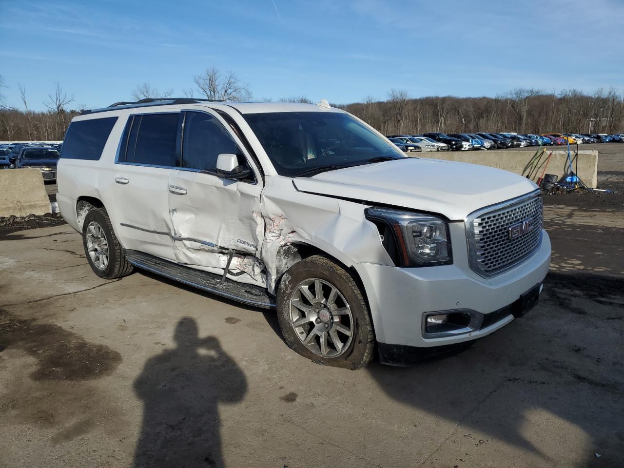 2017 GMC Yukon VIN 1GKS2HKJ1HR352197 Copart auction photo, side / front end damage thumbnail 4