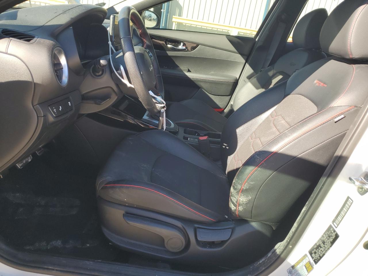 2022 KIA Forte VIN 3KPF44AC1NE493037 Copart auction photo, rear end / minor dent/scratches damage thumbnail 7