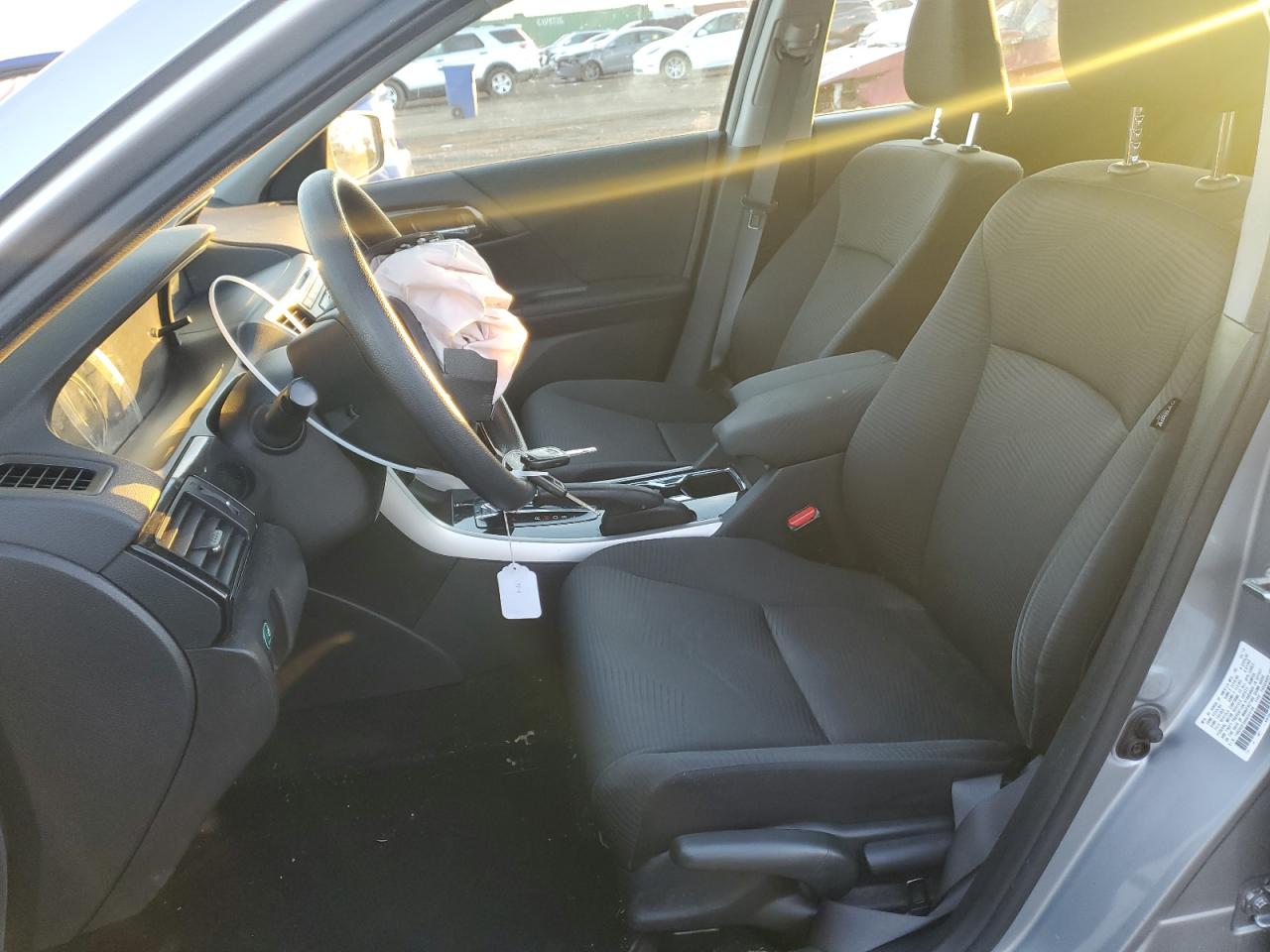 2017 Honda Accord VIN 1HGCR2F34HA000106 Copart auction photo, front end / minor dent/scratches damage thumbnail 7