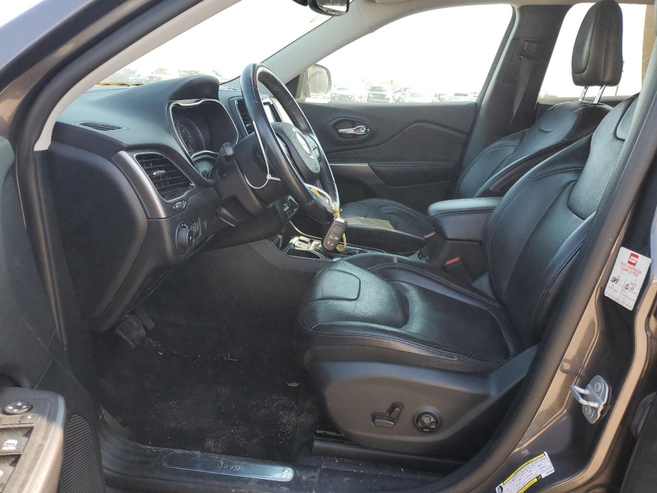2019 Jeep Grand Cherokee VIN 1C4PJLDB5KD184050 Copart auction photo, front end / undercarriage damage thumbnail 7
